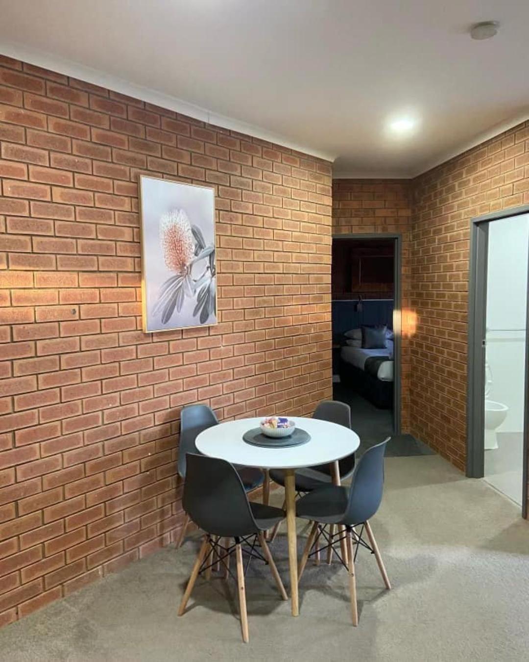 Ashleigh Court Motor Inn Mulwala Ngoại thất bức ảnh
