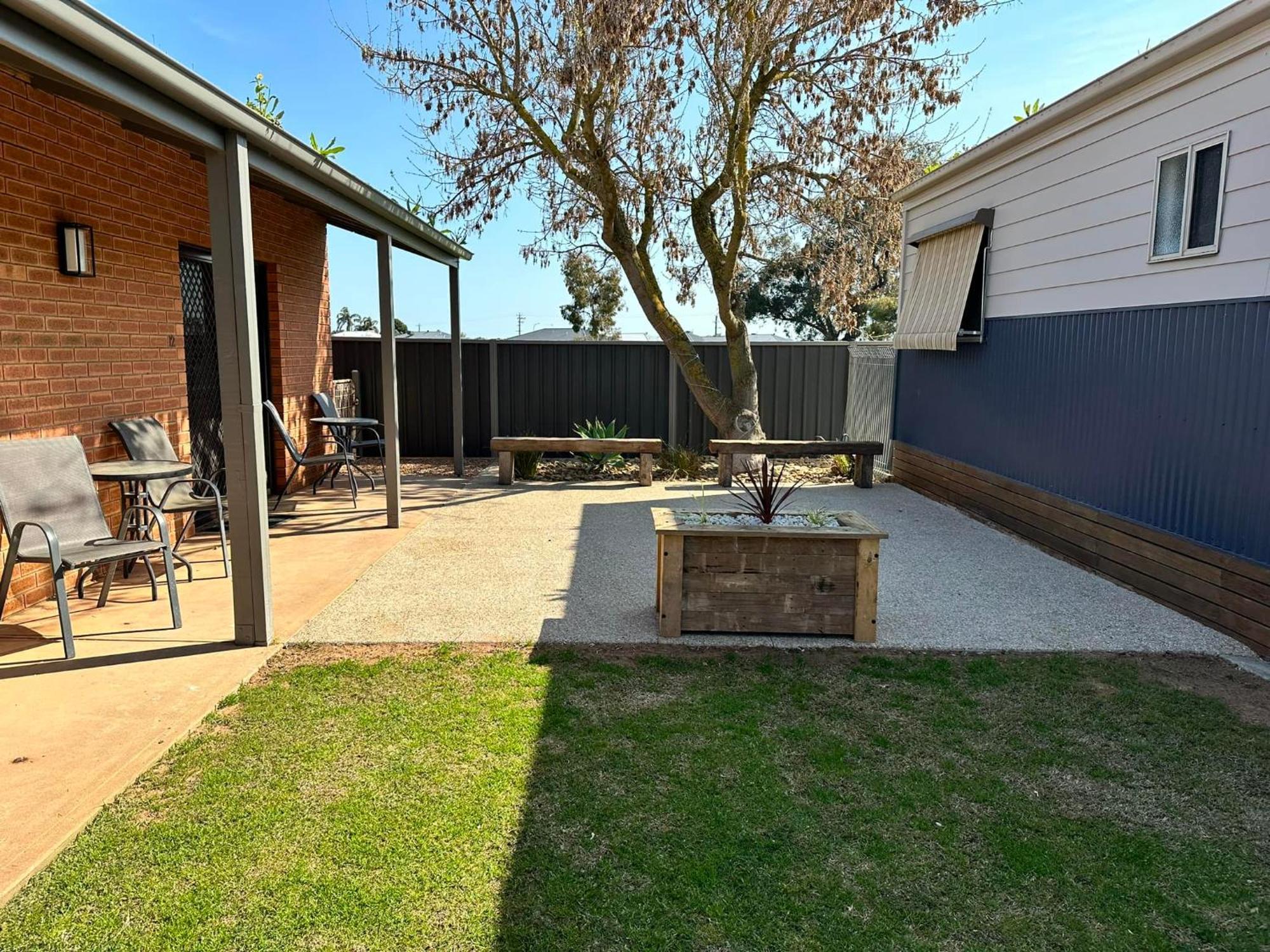 Ashleigh Court Motor Inn Mulwala Ngoại thất bức ảnh