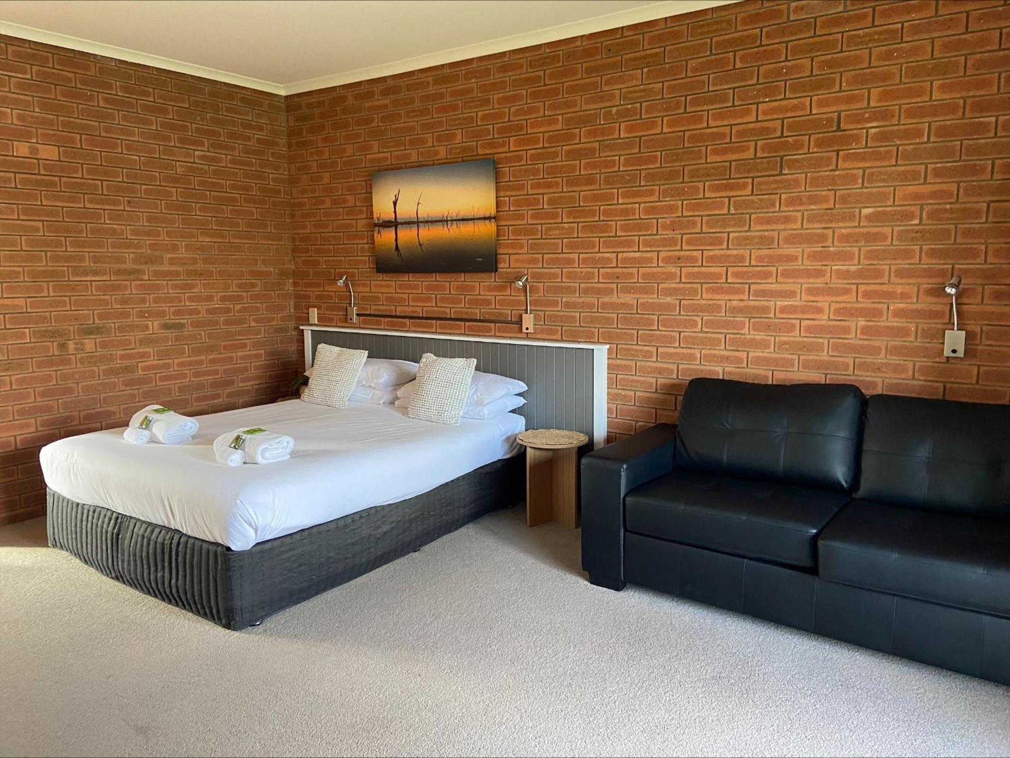 Ashleigh Court Motor Inn Mulwala Ngoại thất bức ảnh